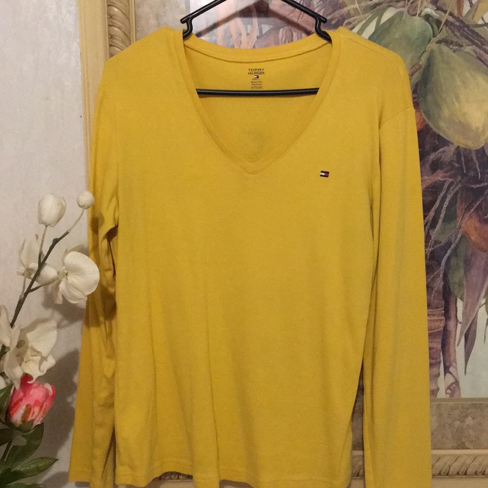 Long sleeve shirt
